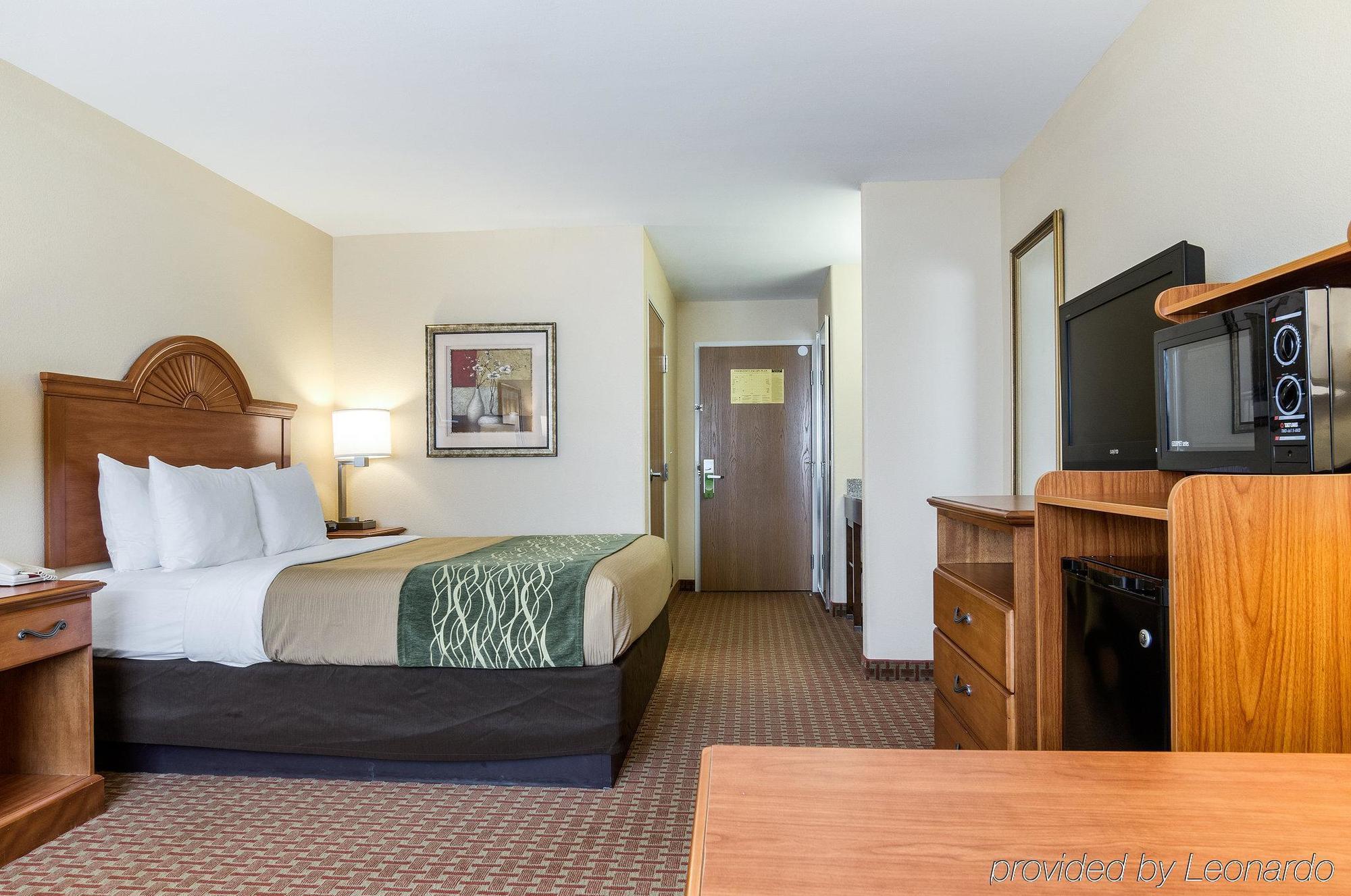 Hotel Super 8 By Wyndham Great Bend Exterior foto