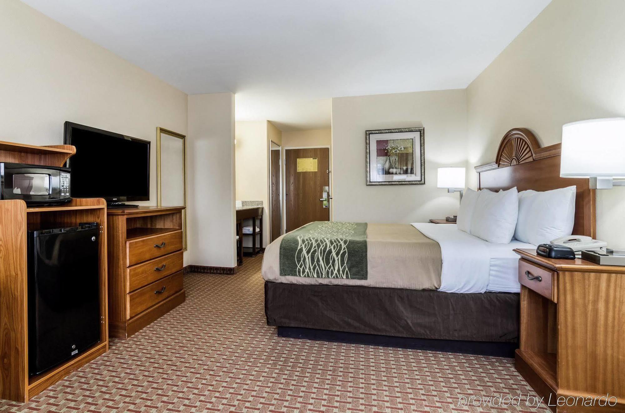 Hotel Super 8 By Wyndham Great Bend Exterior foto
